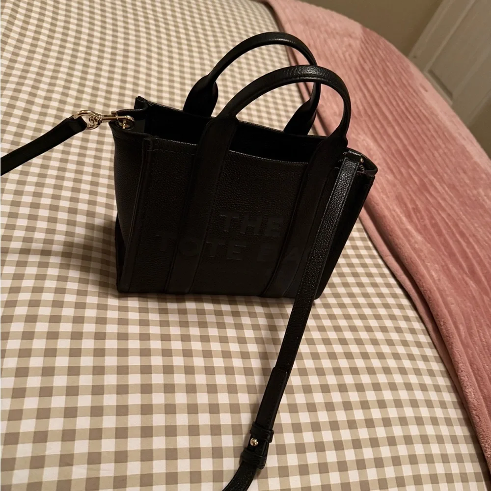 Marc Jacobs Black Tote Bag - Picture 5 of 5